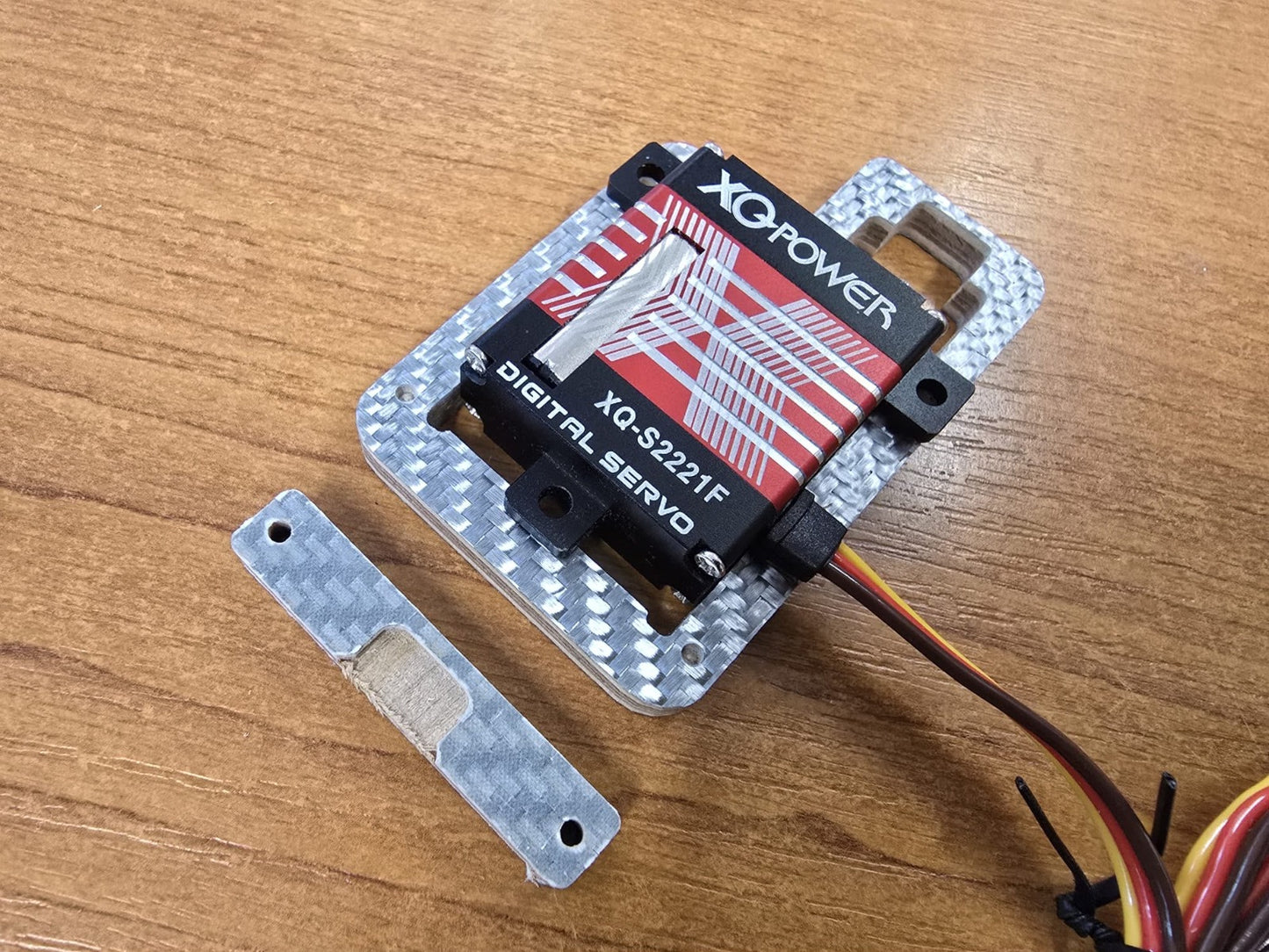 XQ Power Servorahmen Aluminium Servo Frame 2210F 2221F 2230F